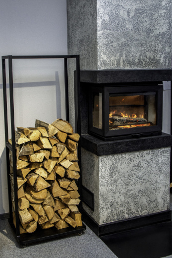 Дровница на колесах